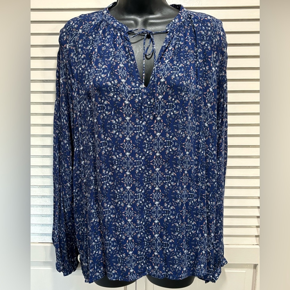 Lucky Brand Floral Blue/Pink Long Sleeve Blouse Size M Tie Neck Semi Sheer